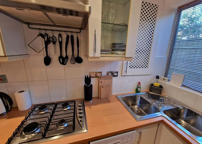 Cosy & Quiet Apartment In London