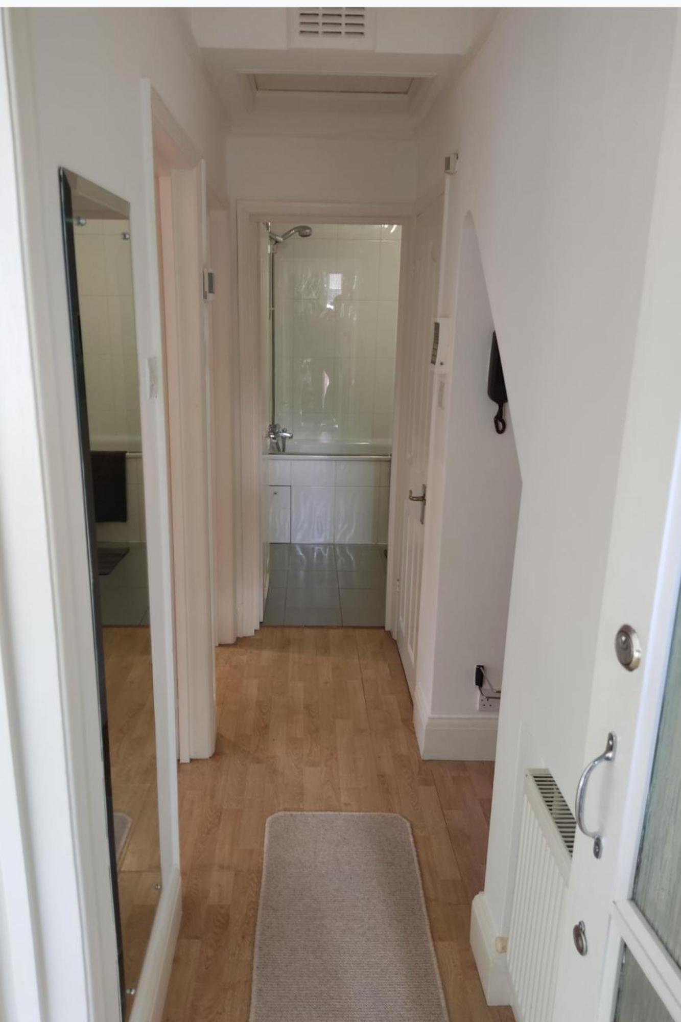 Апартаменты Cosy In Great Surroundings Лондон